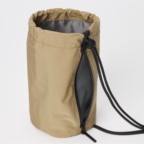 UNIQLO Mini Drawstring Bag Unisex - Picture 4 of 9